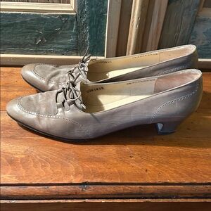 Vintage Salvatore Ferragamo Taupe Leather Suede Low Heel Loafers 9.5 AAAA
